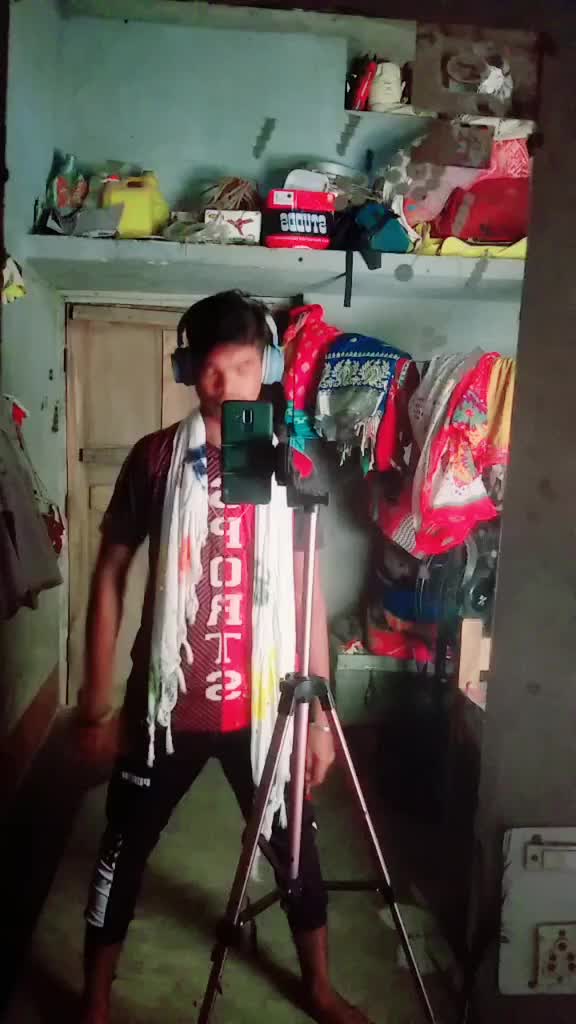 @Chinu Malik 979