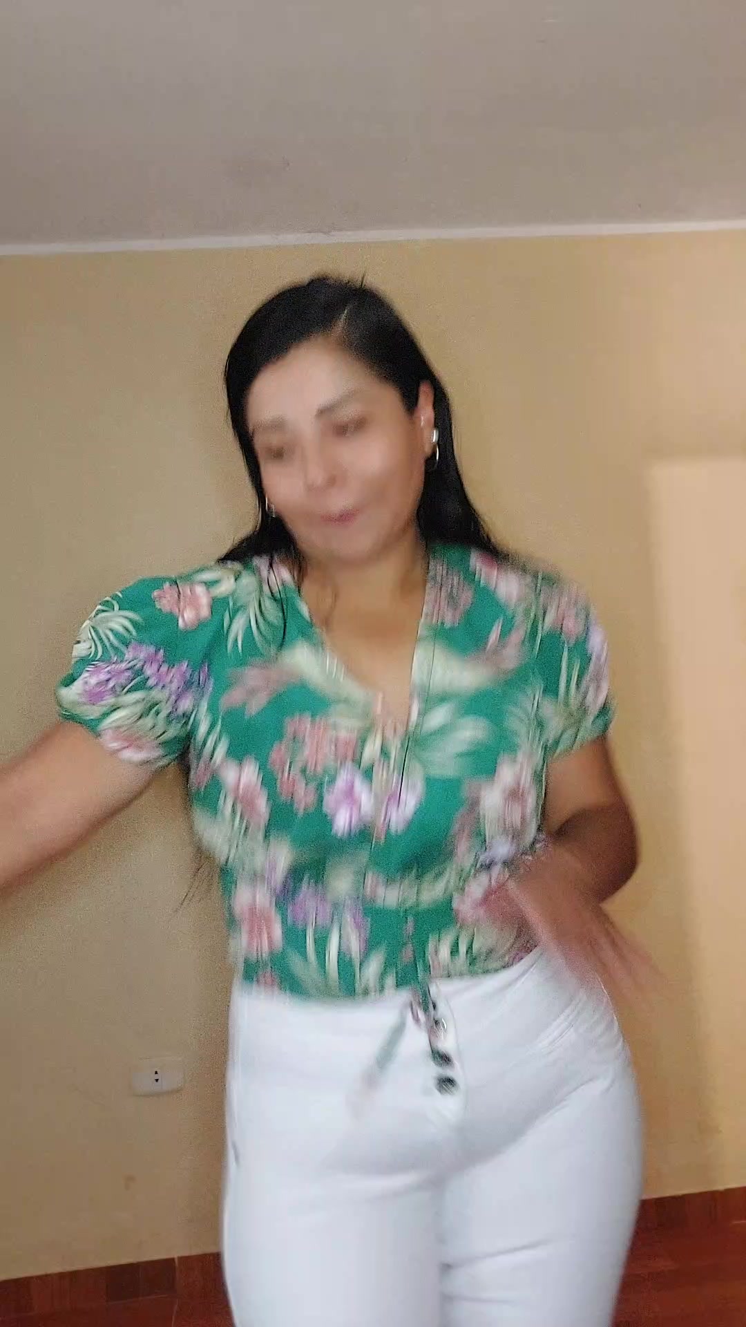 @🦋🧜&zwj;♀️ Maje&ntilde;ita🧜&zwj;♀️ 🍇