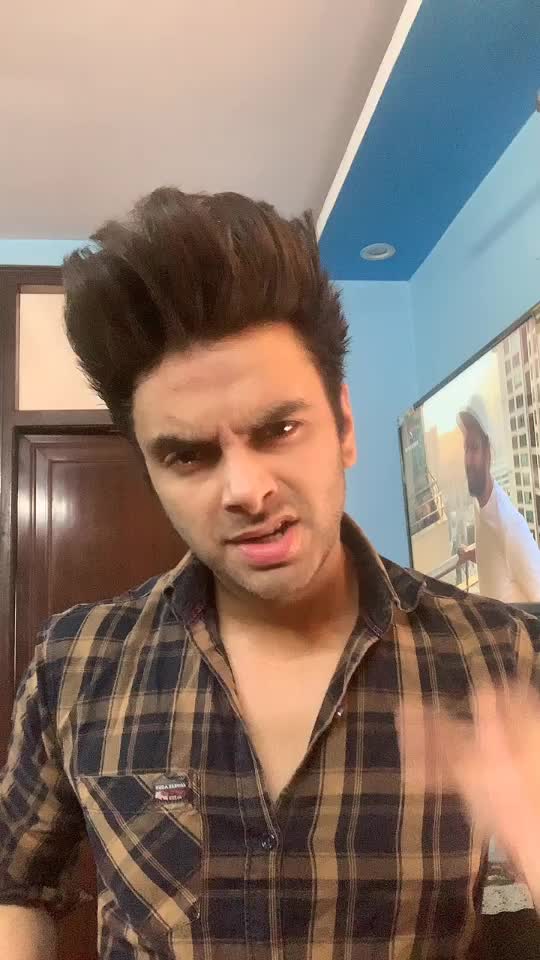 @AKSHAY JACKER ☀️💫