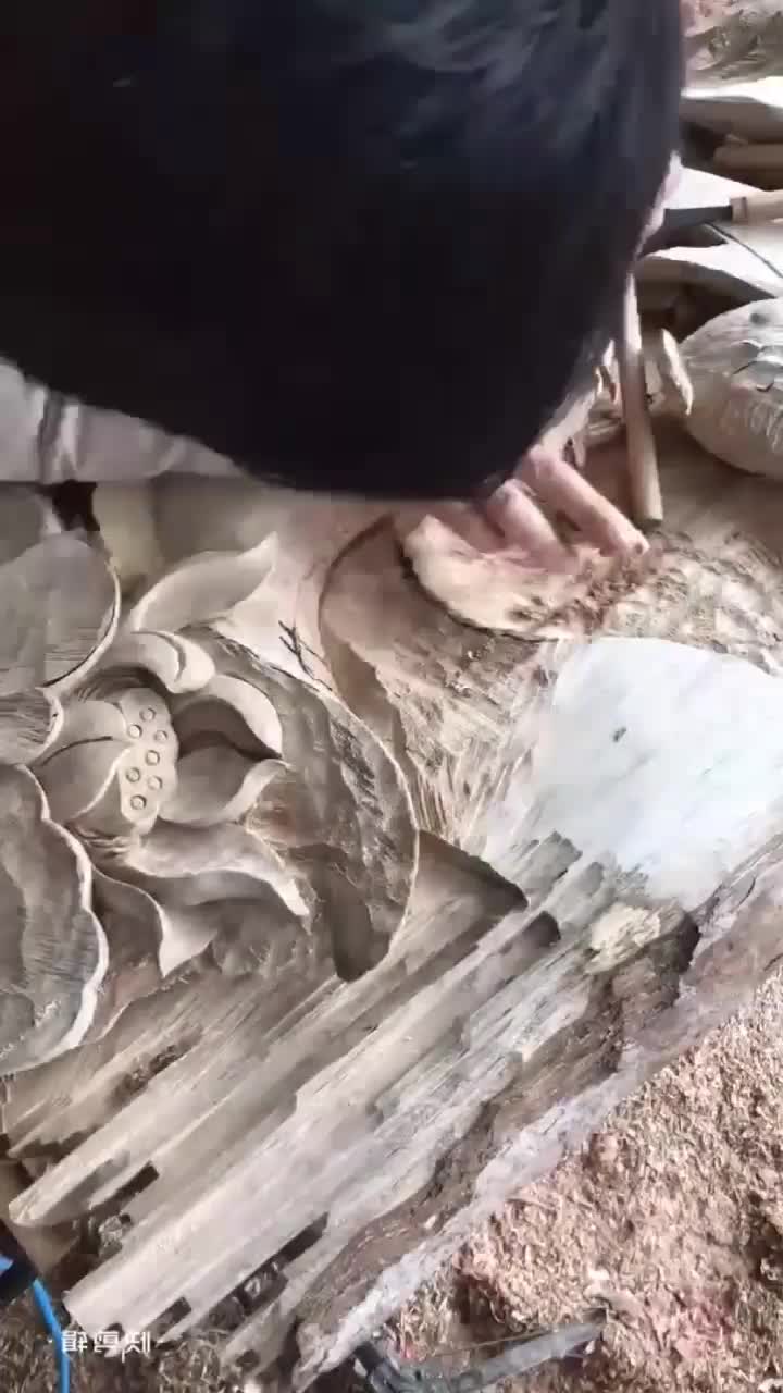 @GoldenCarpenter