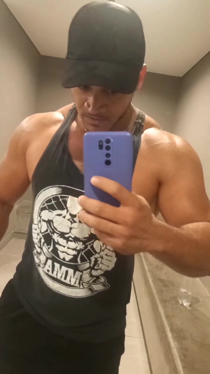 @user40296672874
