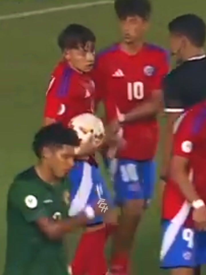 @Futbolistas Chilenos 🇨🇱