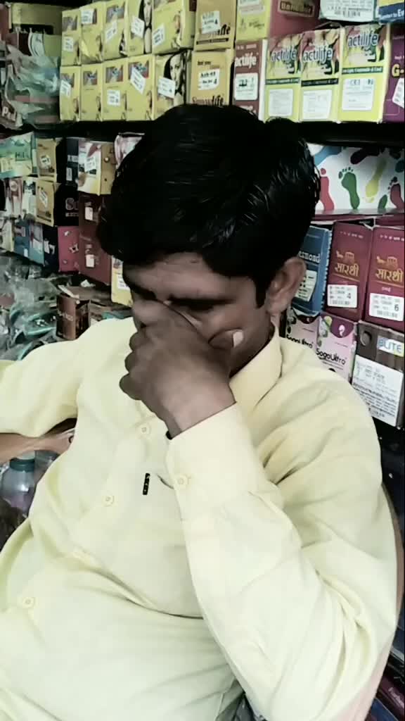 @Lavit