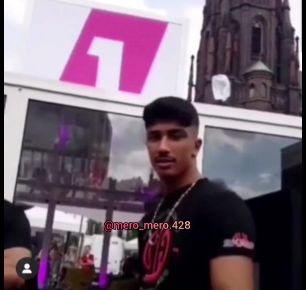 @Mero428
