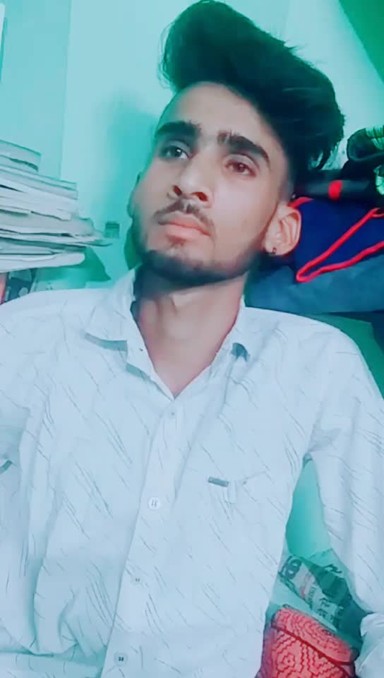 @Rj06 wale Meena ji😈