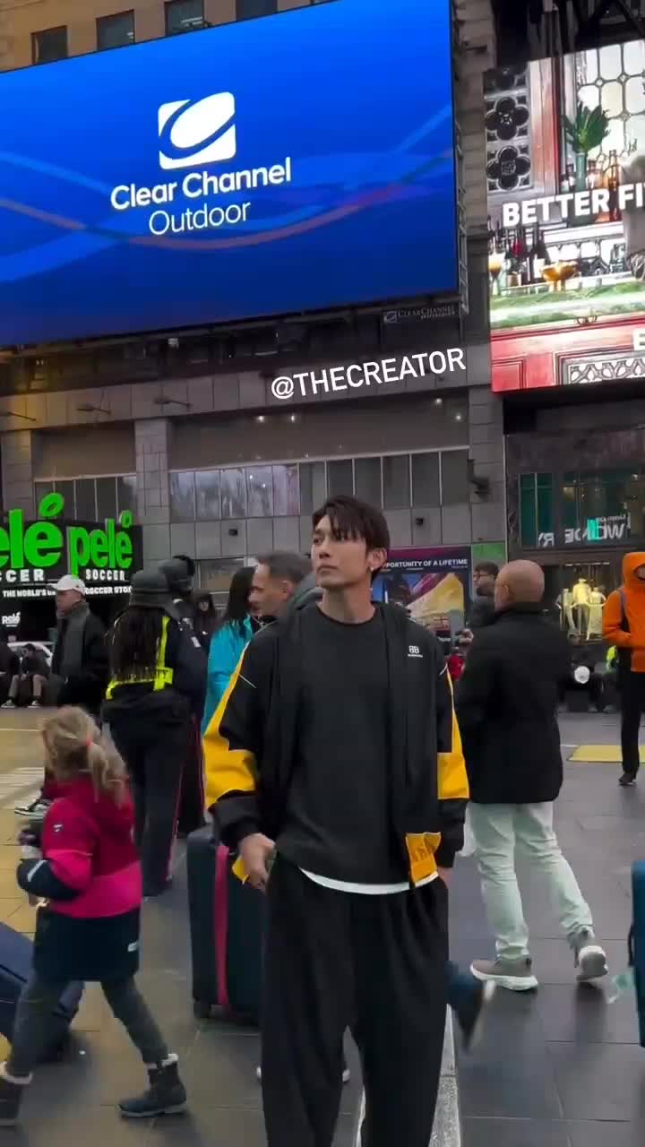 @🐼M+V🦄
