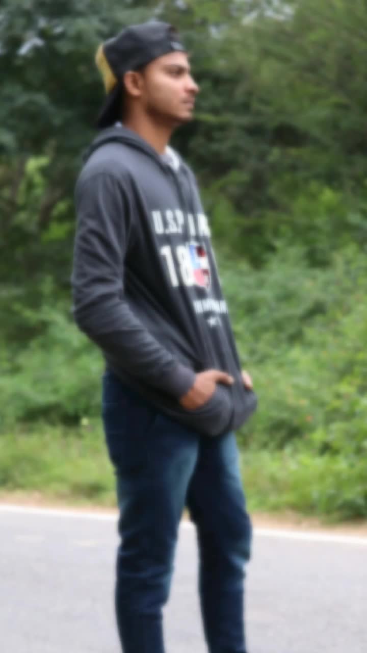 @muzzu khan