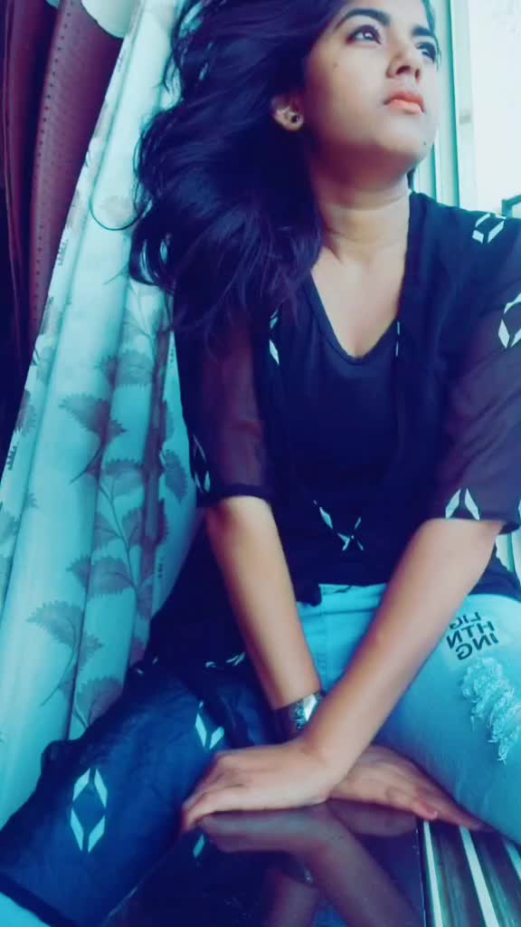 @Harshita Tarwariya❤