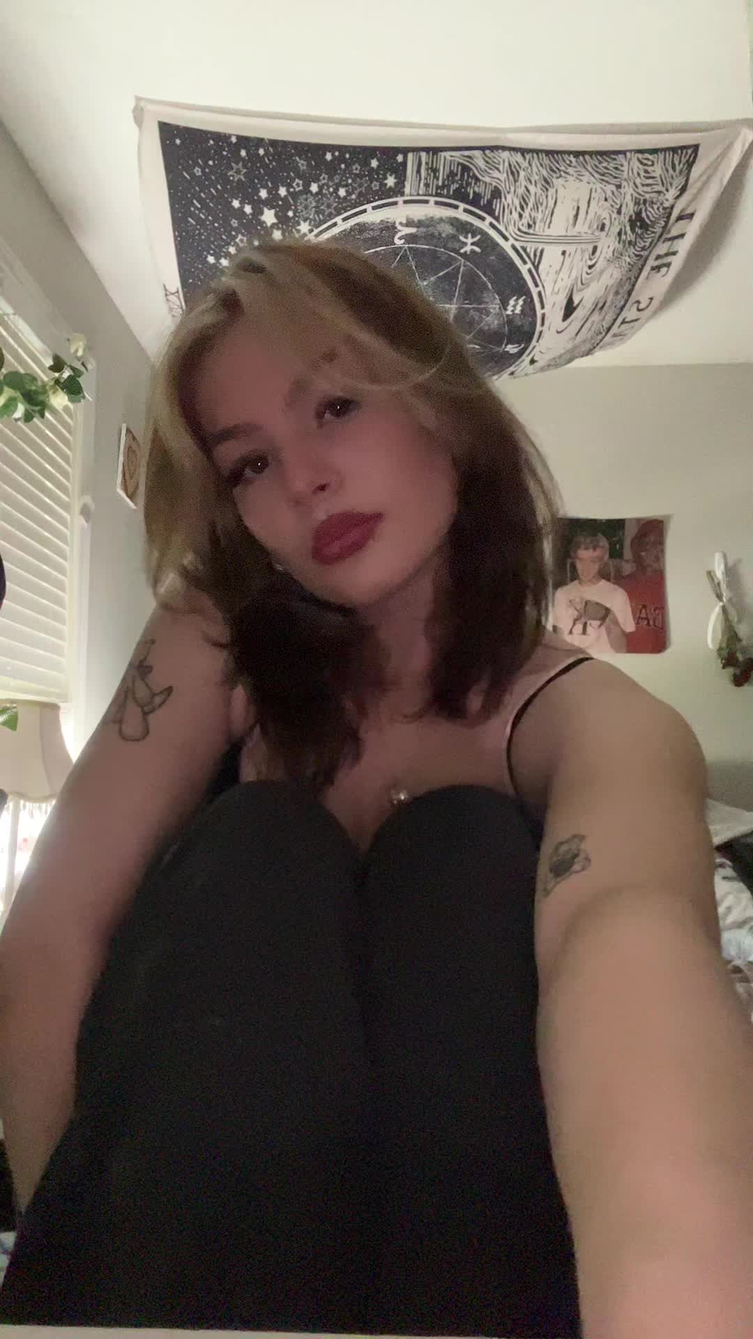 @glitteri✧˖&deg;.