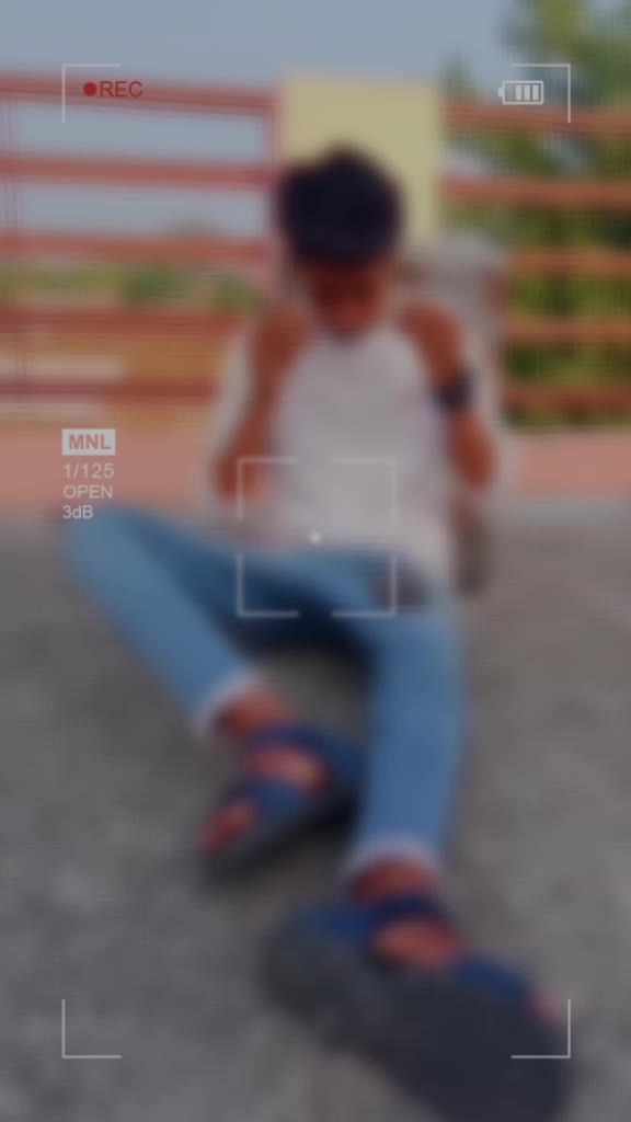 @👑_MøđęŁ_👑