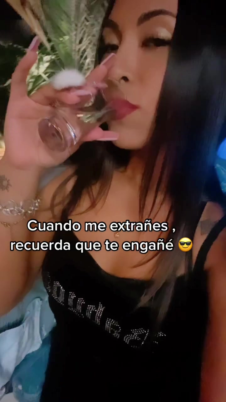 @️꧁️ เรαɓεℓℓα ꧂