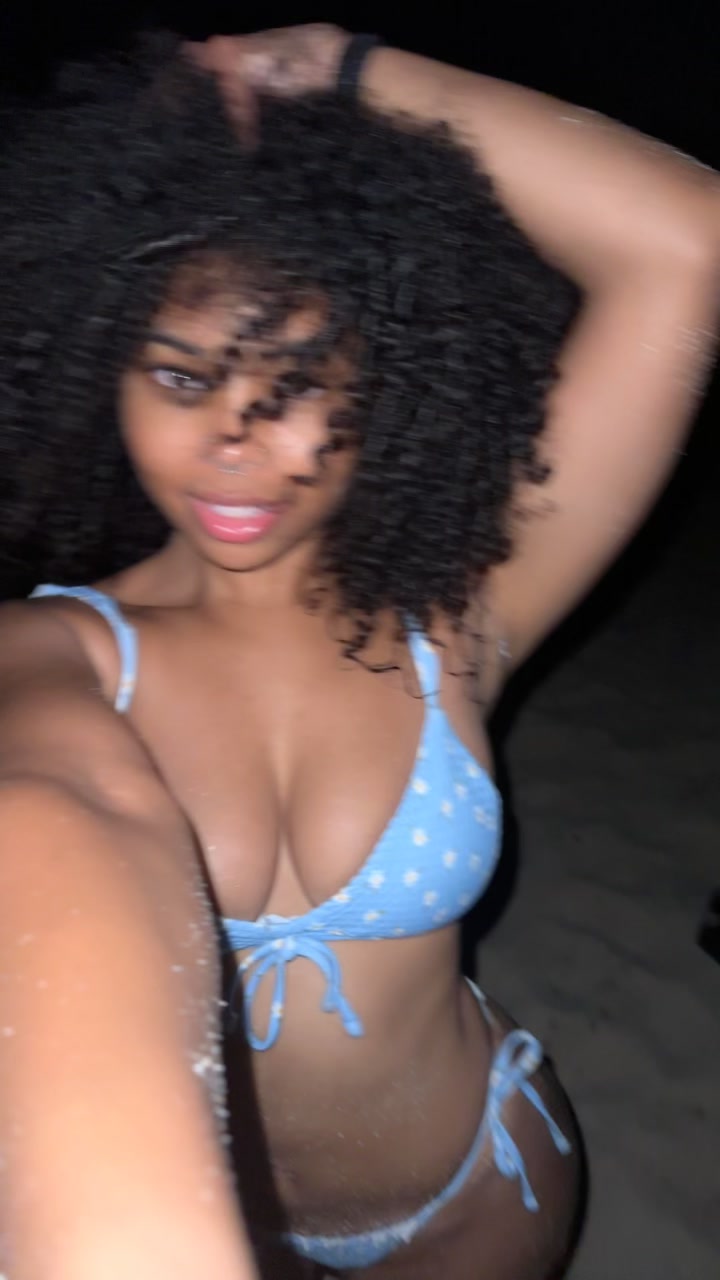 @DaniLove