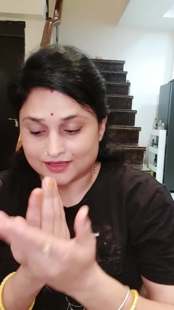 @🎵DIVYA🎵