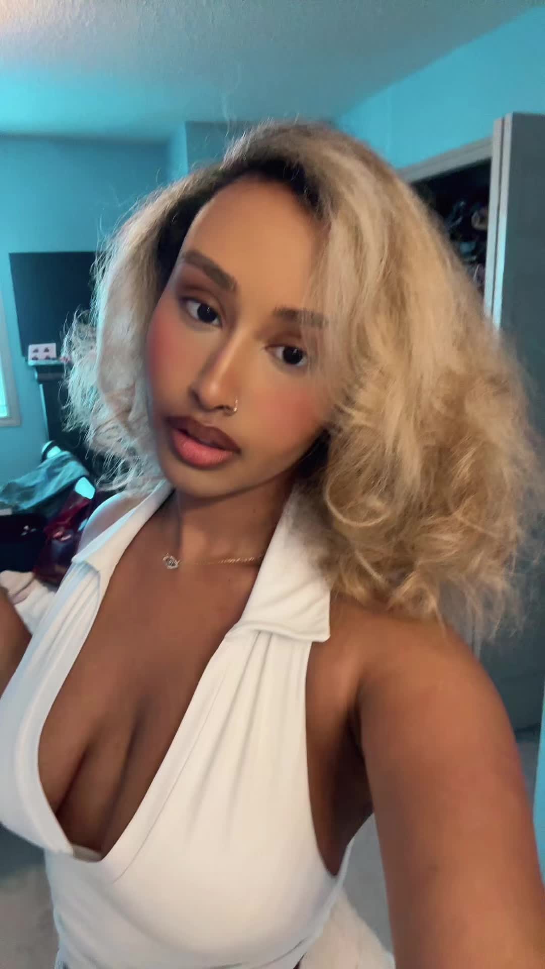 @𝒮.💞