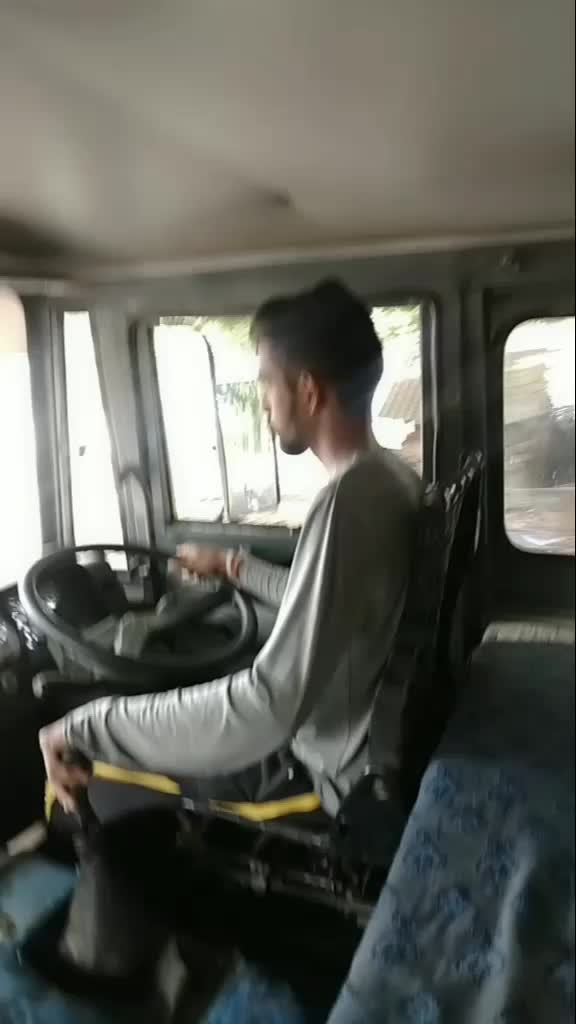 @Vicky 🚛🚛🚛