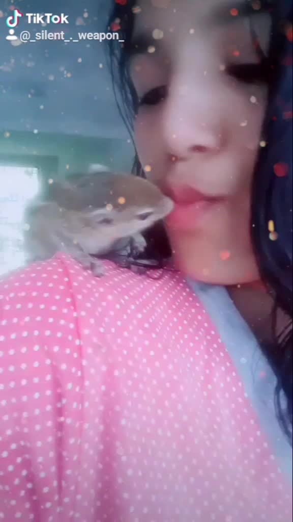 @_Anu_1405_