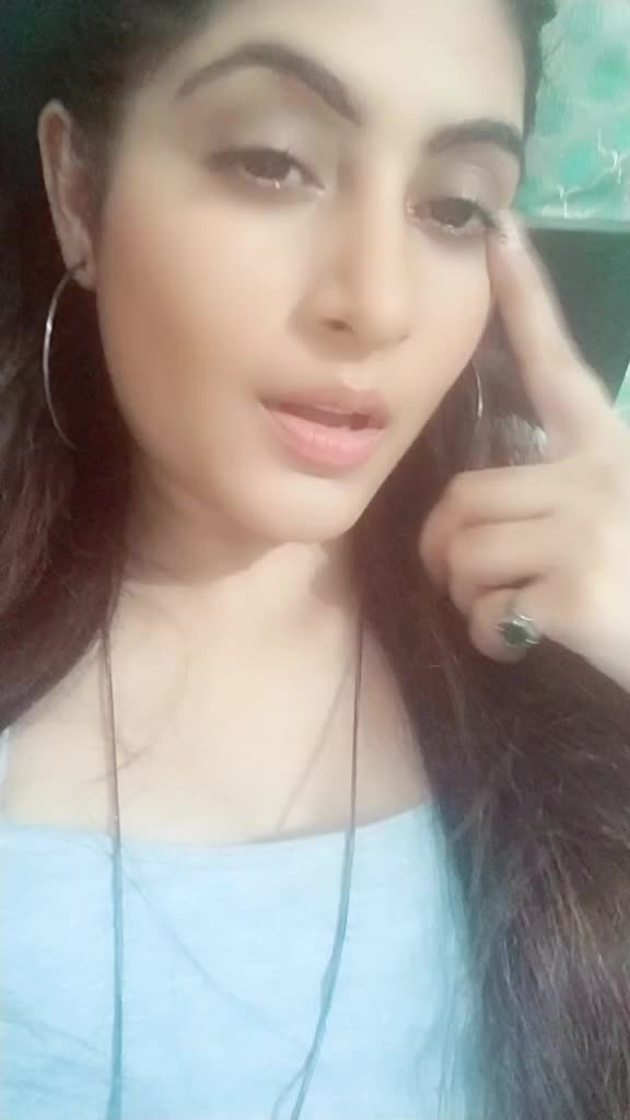 @niyasharma