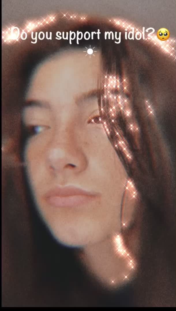 @Charli𓆉