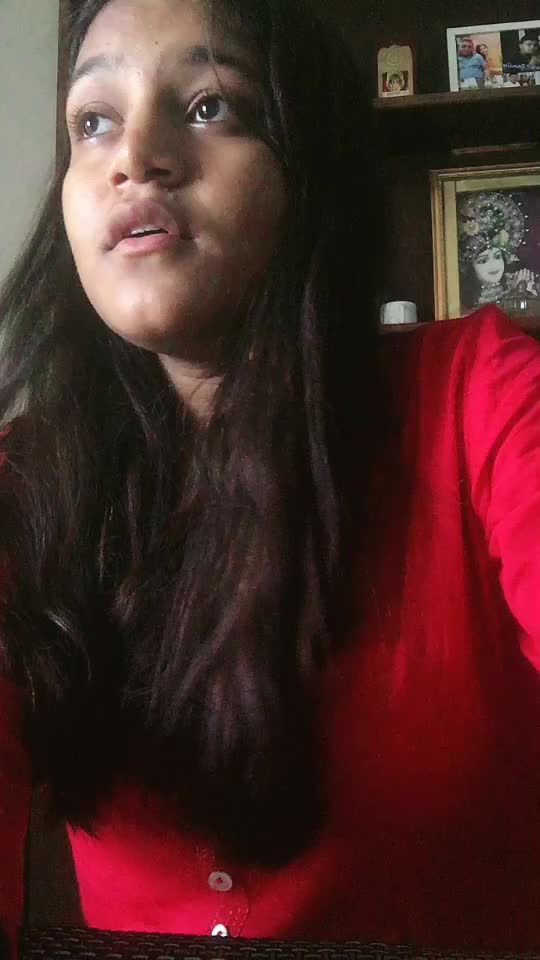@RIYA 👑