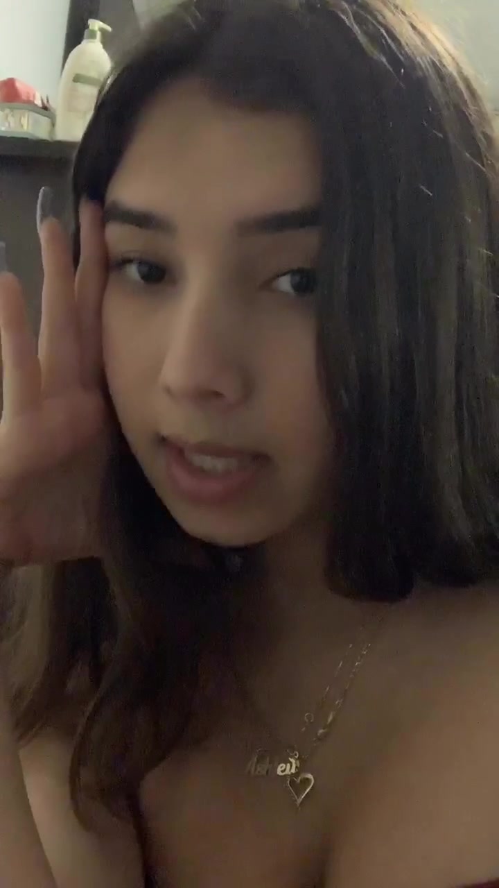 @Ashley 👅