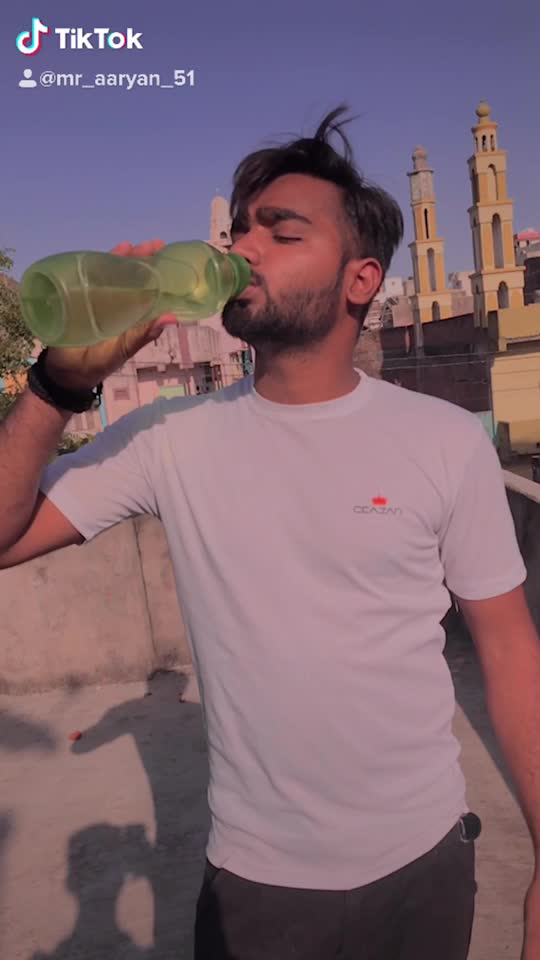 @mr_aaryan_22