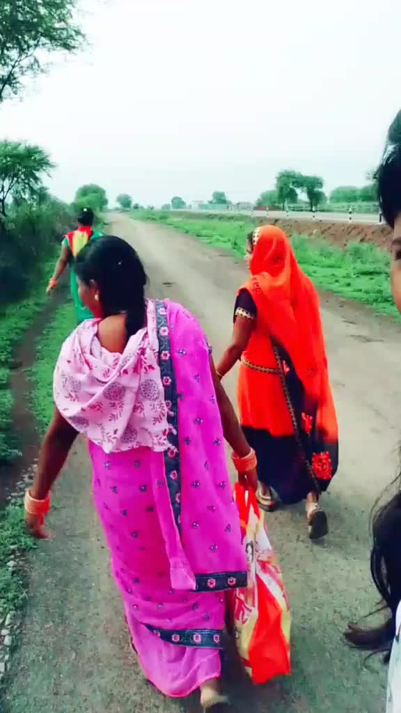 @MAHIiii