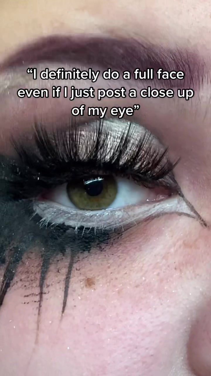 @Artificial.rainbowhead