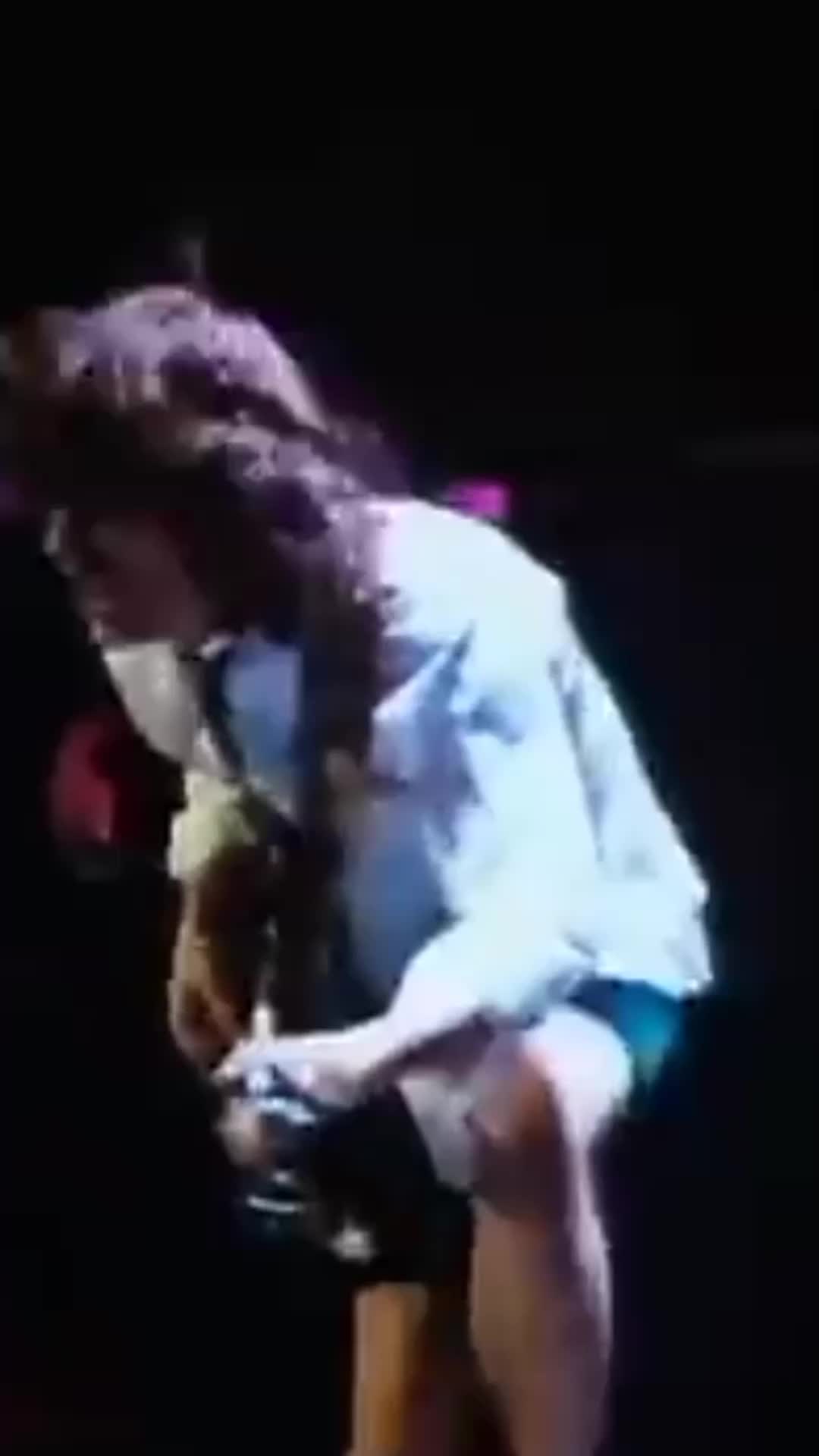 @OnlyACDC (Angus' version)