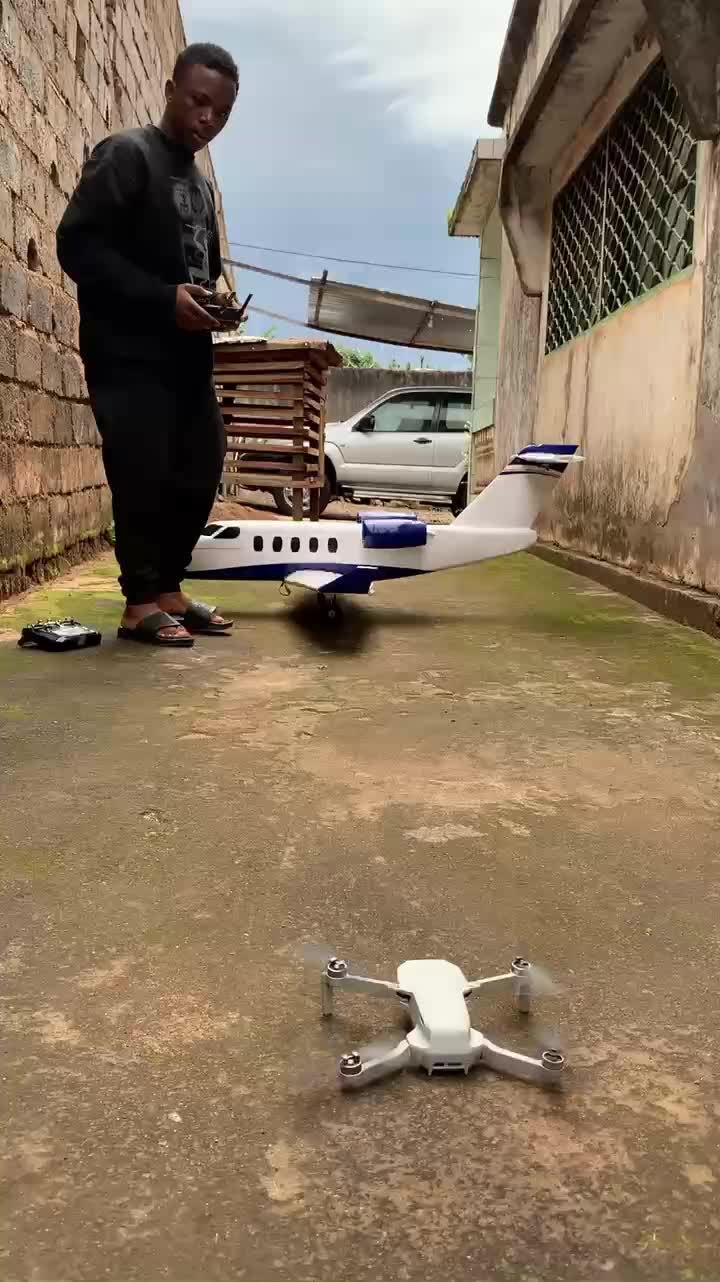 @Plane-Man✈️