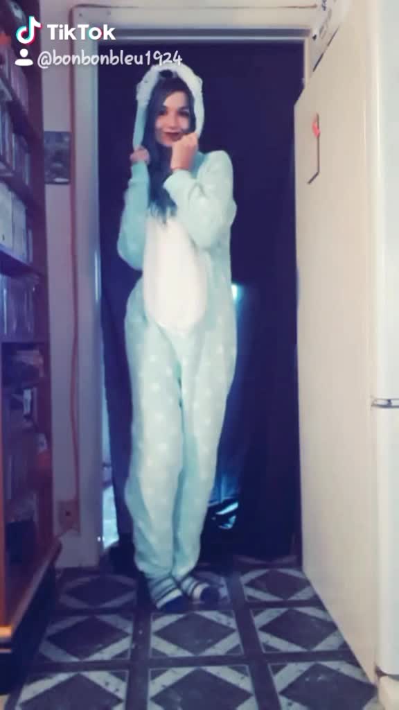 @bonbonbleu1924😘