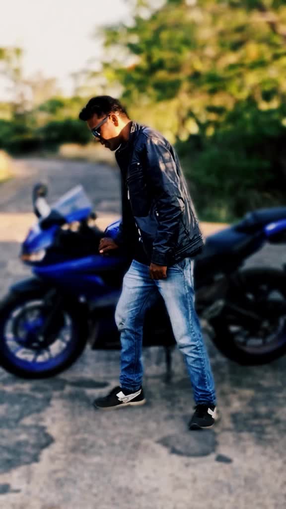 @Ashish Raaz Xess