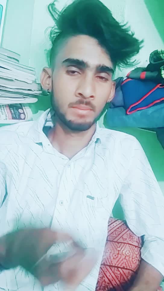 @Rj06 wale Meena ji😈