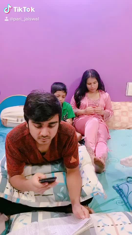 @iampari_jas