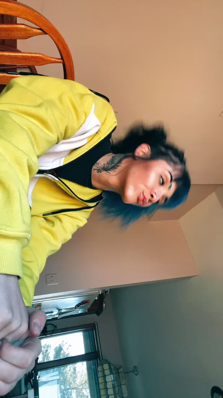 @Emma🌷