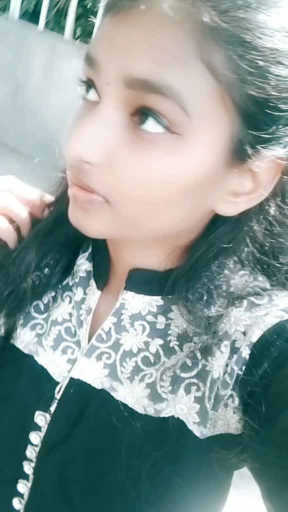 @simran_angle