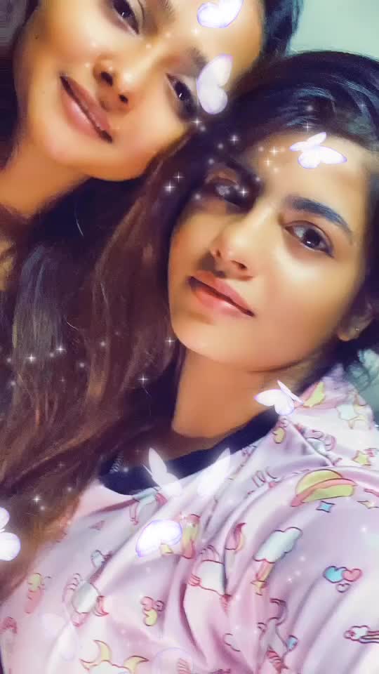 @Mithiiqueen👩&zwj;❤️&zwj;👨
