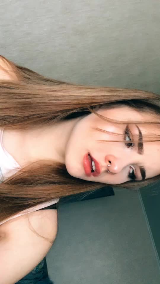 @Valeria
