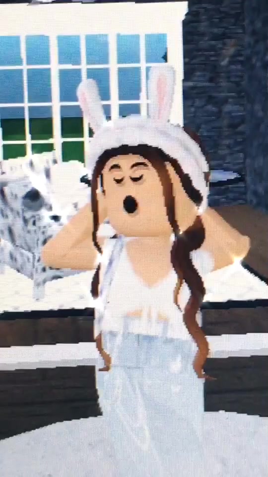 @𝚂𝚒𝚖𝚜🤍