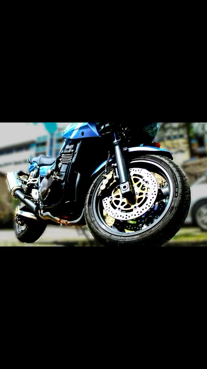 @Grand V - Photographe Moto