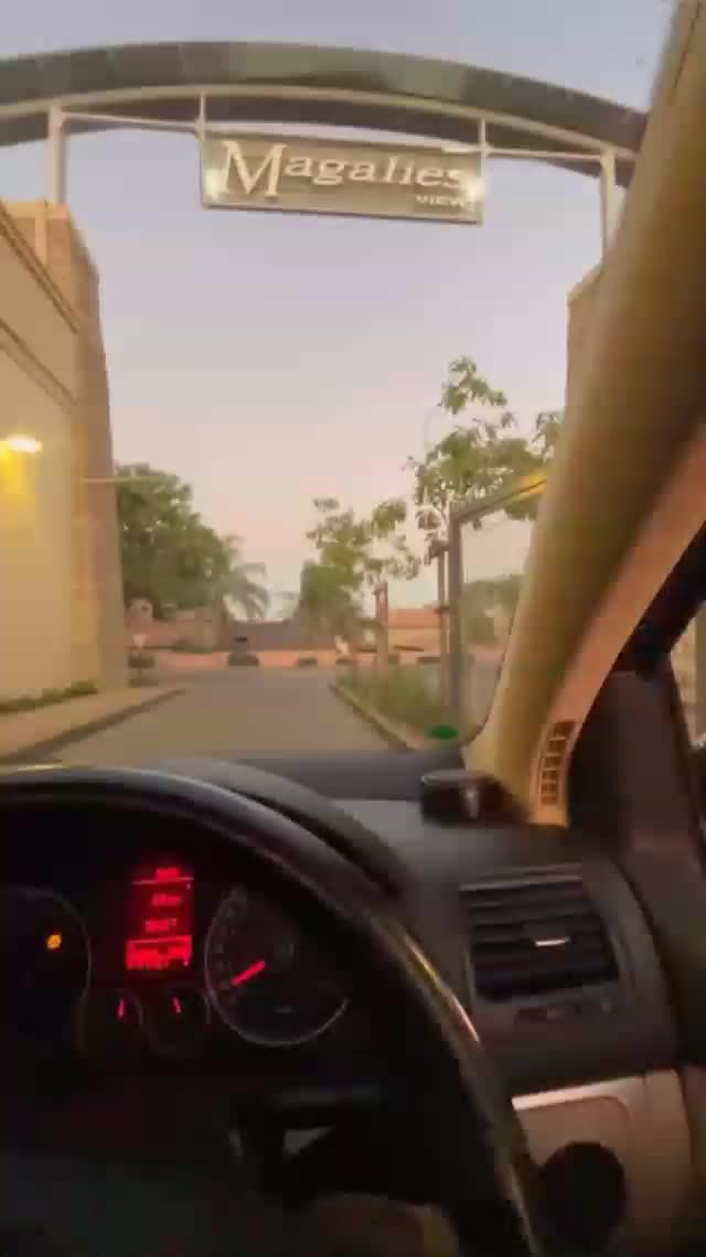 @Siphesihle