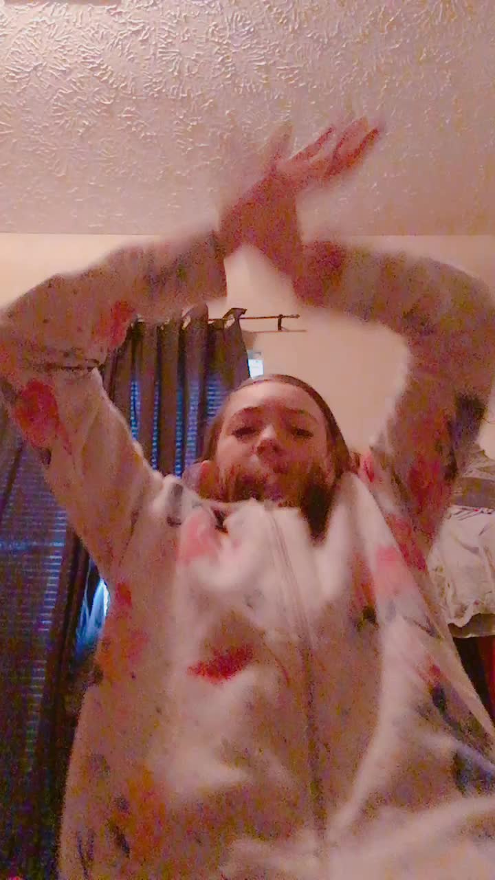 @Queen_Liza12