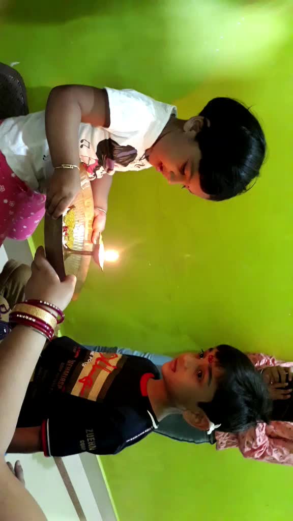 @NINU