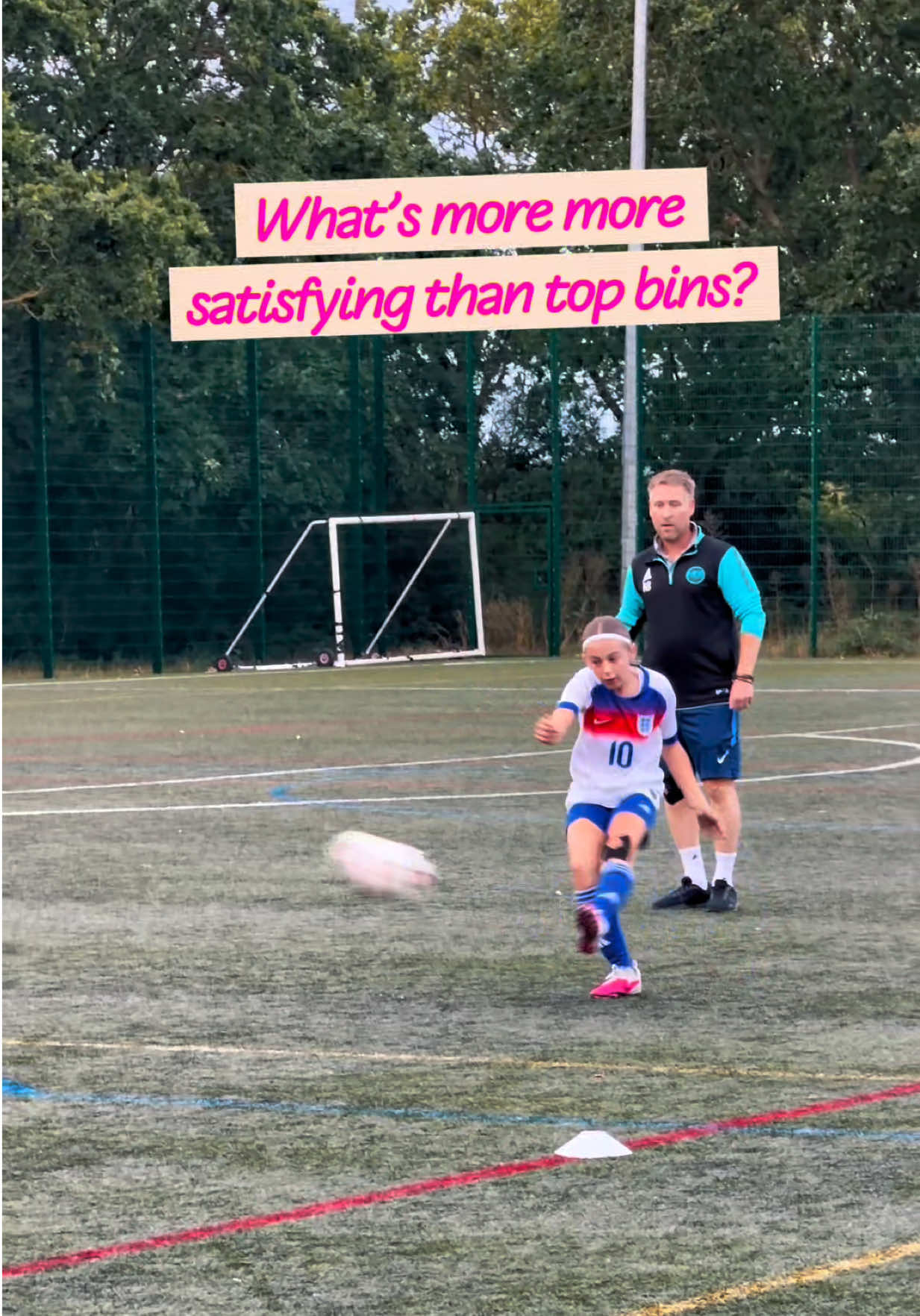 @Daisy does Football
