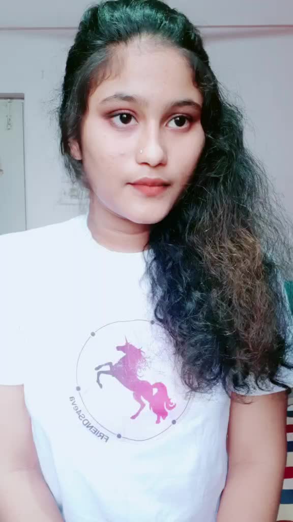 @👑 Simran Pawar 👑