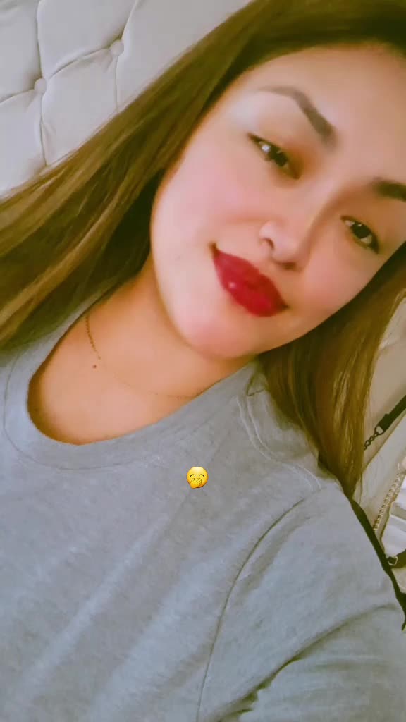 @steff-‐----->🫀🍷