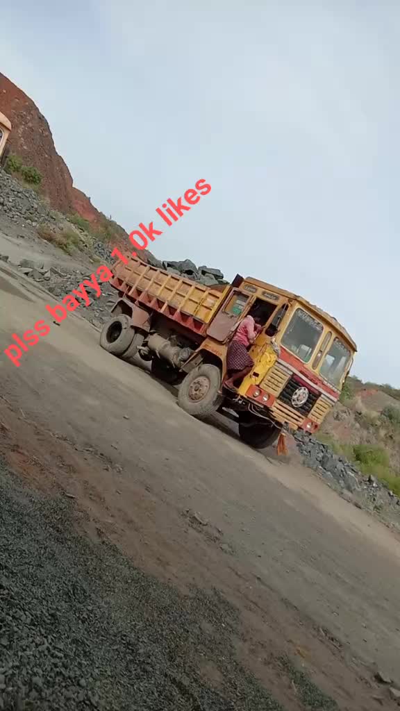 @Jagadeesh Chikolu