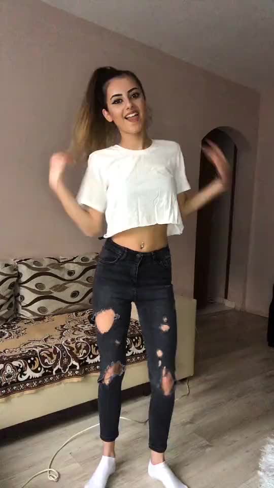 @Andreeacb