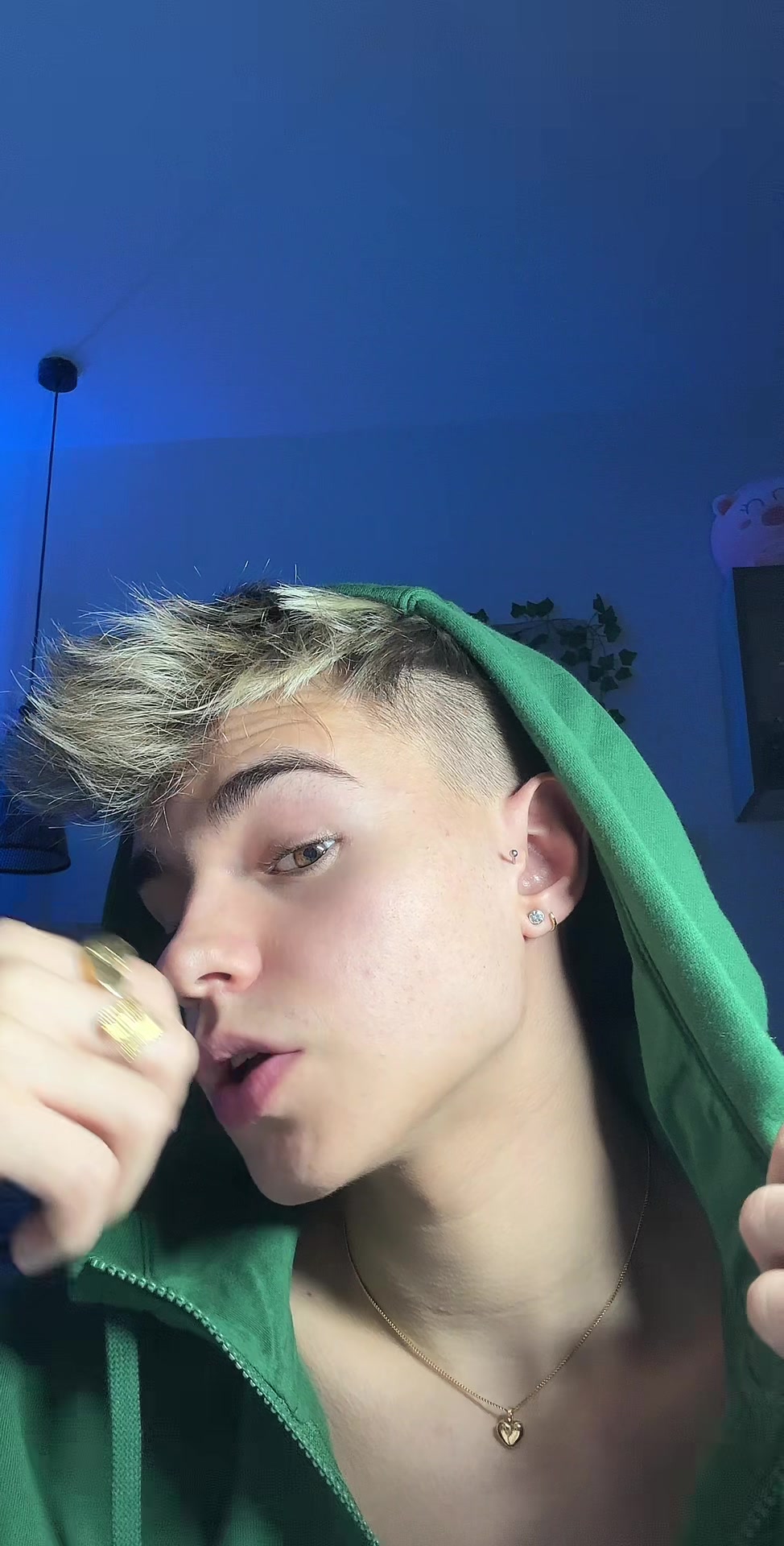@Mario Ruiz🧸ྀི🐍