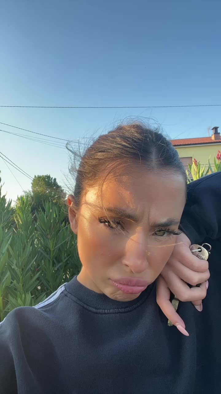 @mairacamm