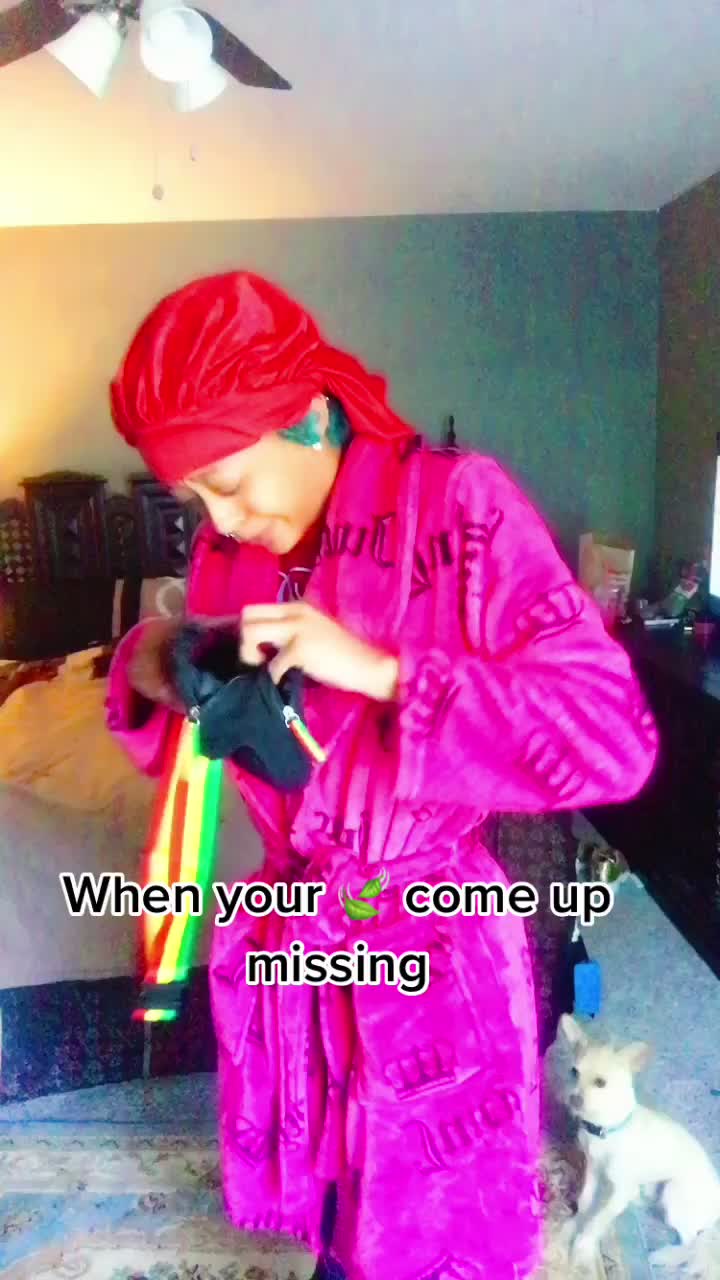 @ellehcoR